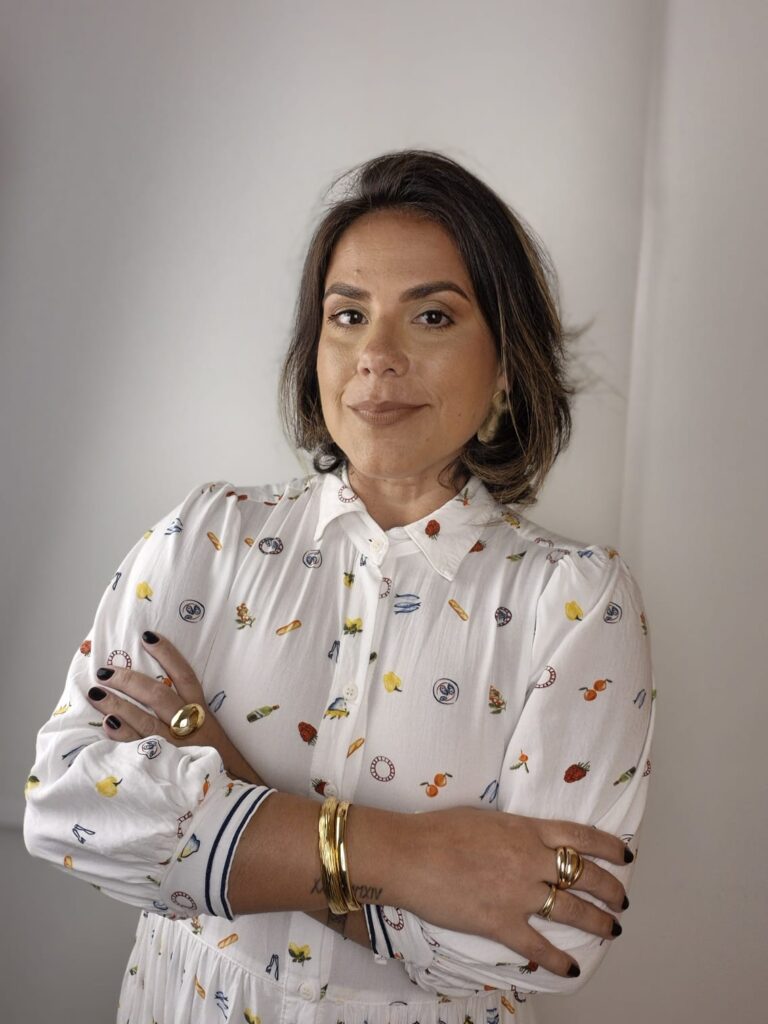 Fernanda Ferreira - Veranah Alma | Tarot Terapêutico e Registros Akáshicos